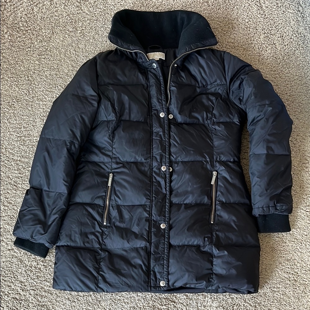 MICHAEL KORS Black Down Puffer Coat Size Small, Excellent Condition.